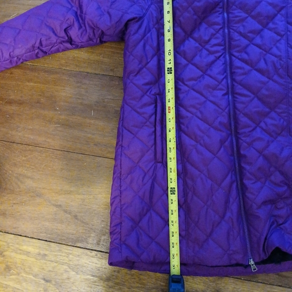 Columbia Women’s Heavy Parka XLarge  Purple Hood  Faux Fur Lining. - Picture 8 of 9